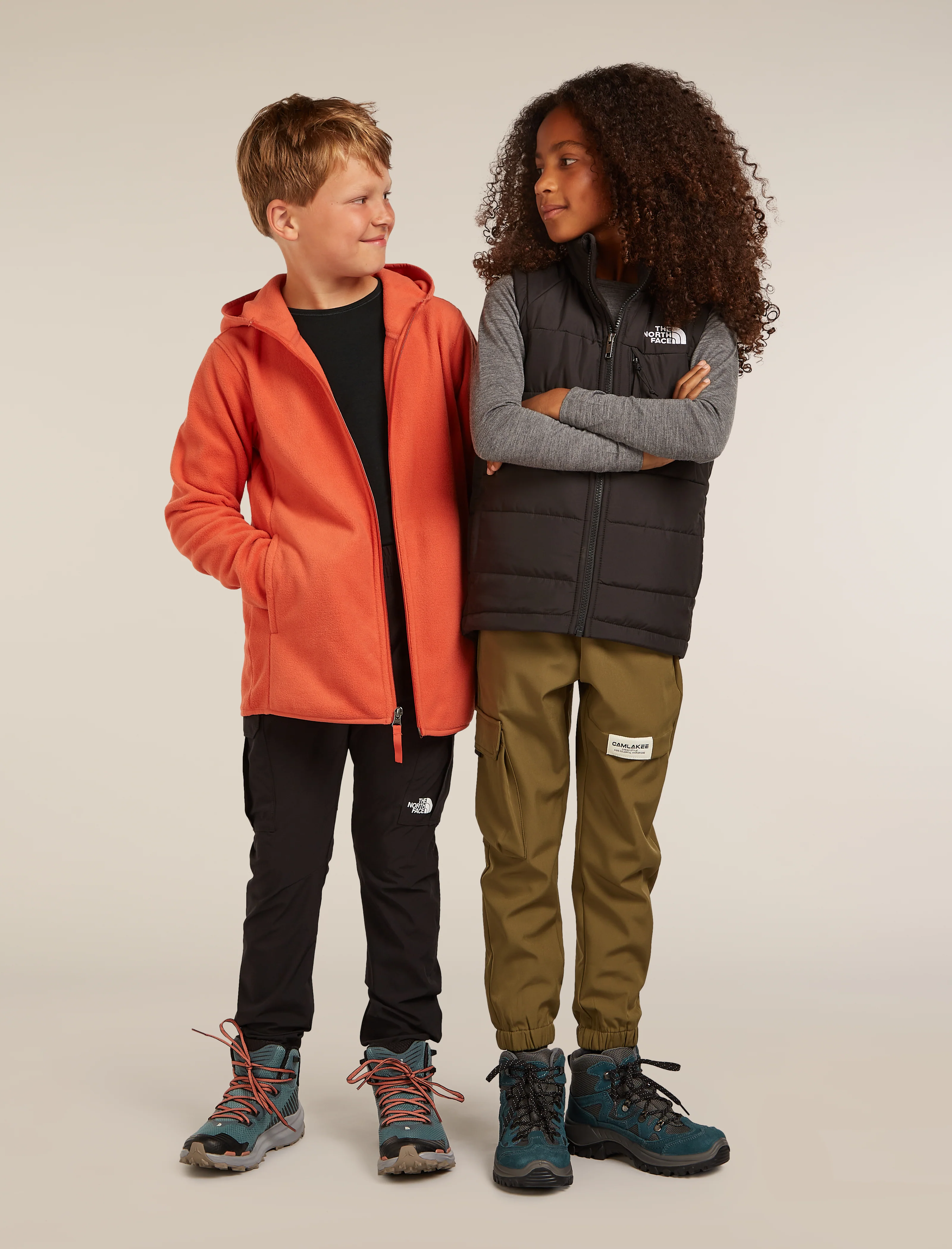 Kids’ Merino 200 Oasis Long Sleeve Crew Thermal Top - Image 11