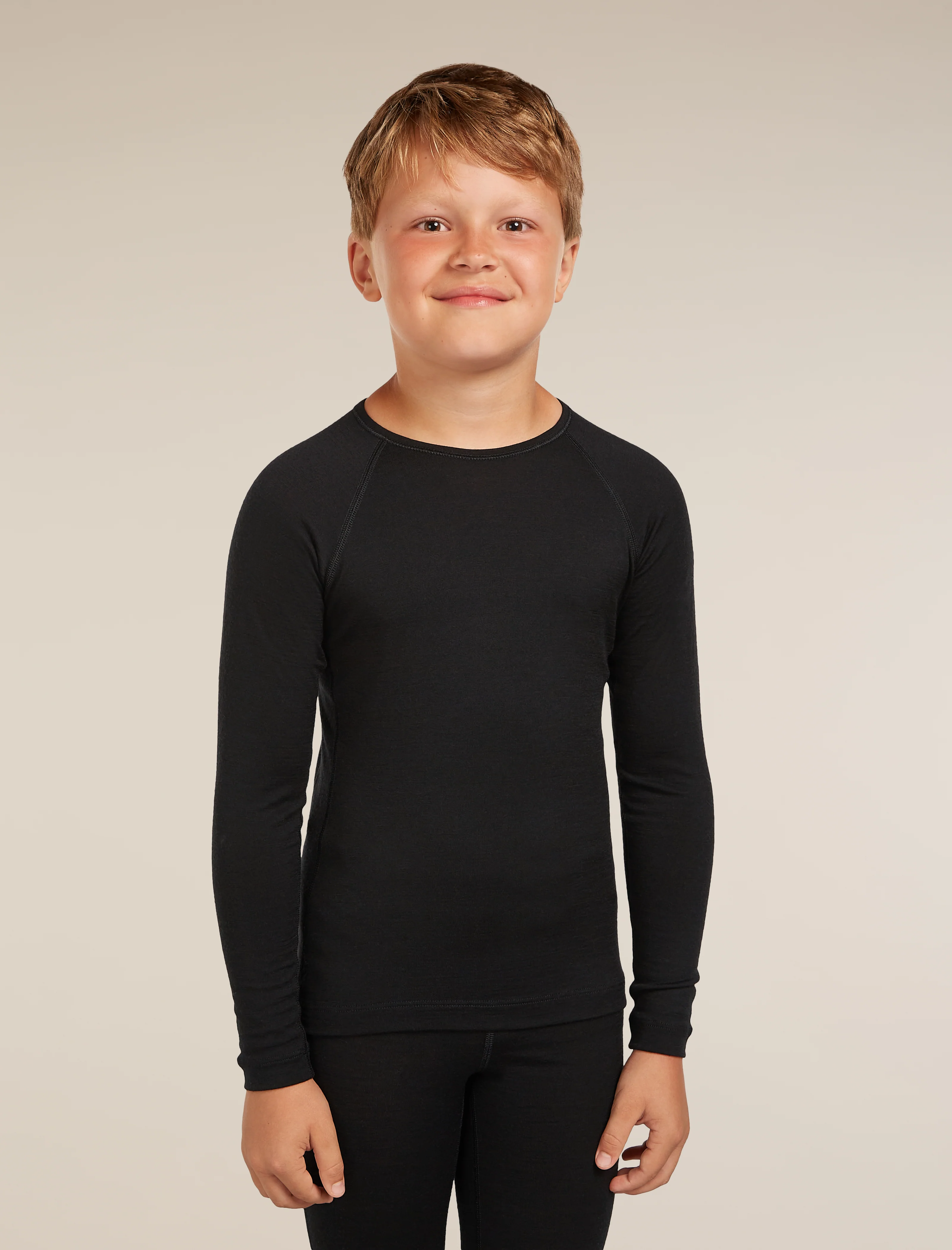 Kids’ Merino 200 Oasis Long Sleeve Crew Thermal Top - Image 3