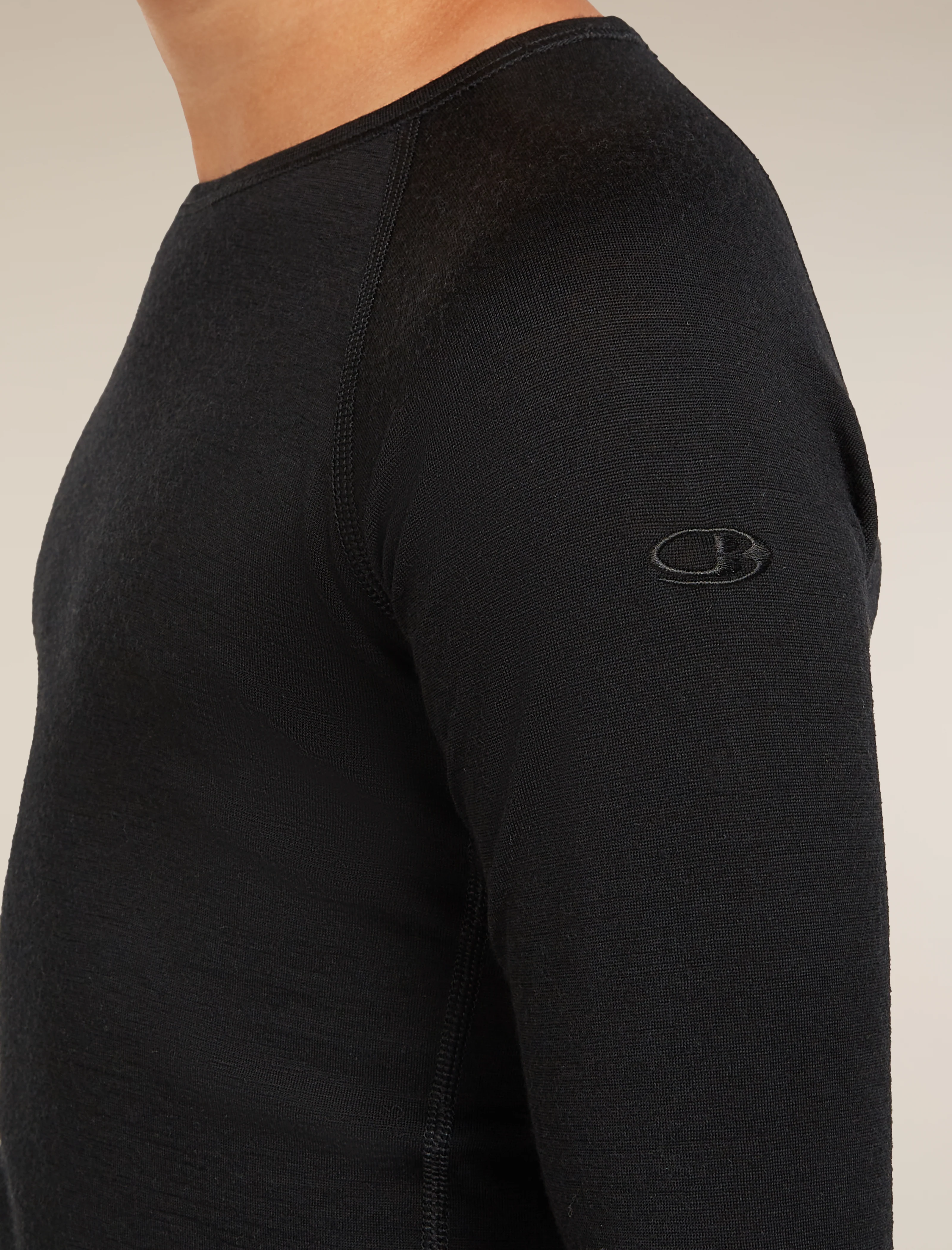 Kids’ Merino 200 Oasis Long Sleeve Crew Thermal Top - Image 9