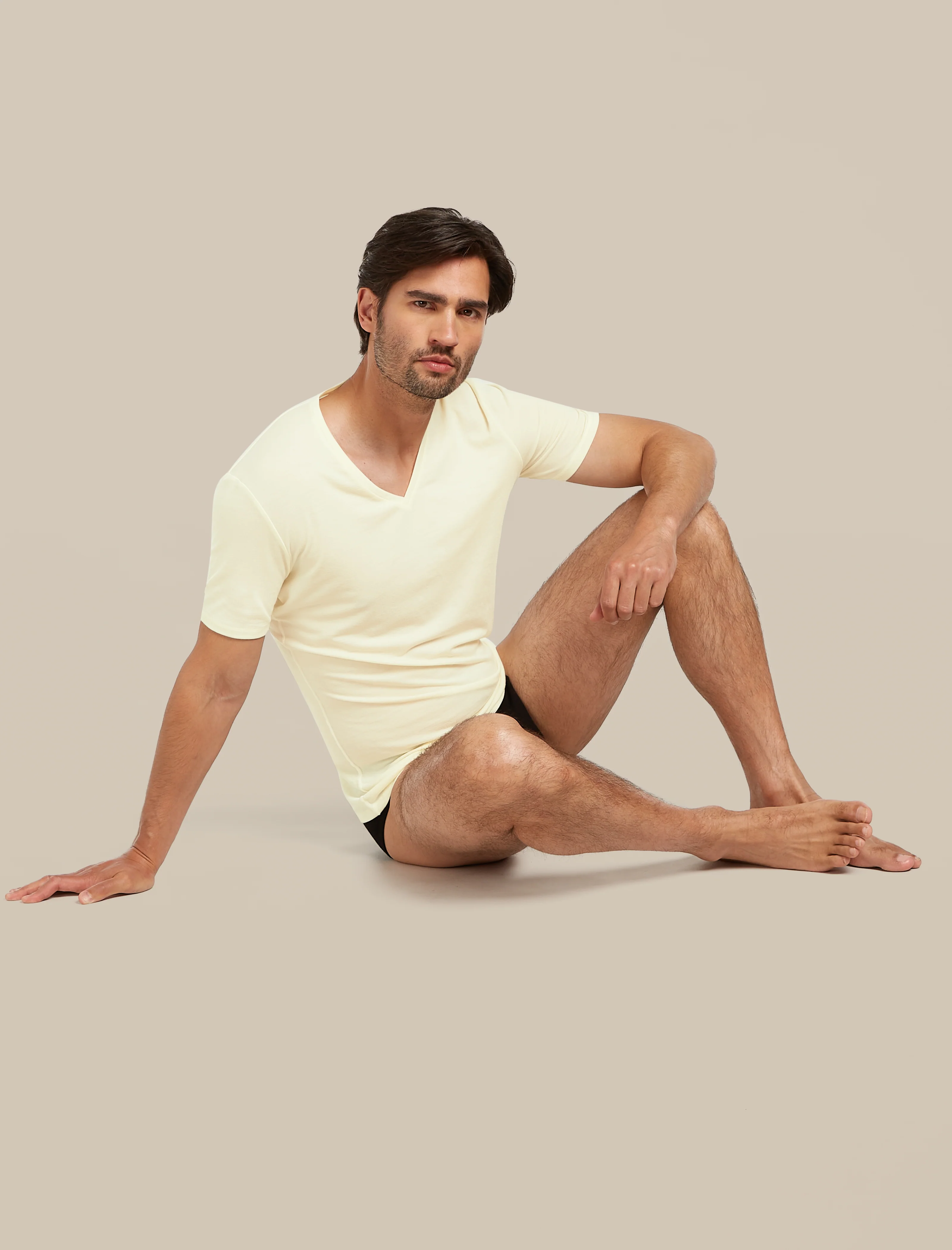 Men’s Merino 150 Anatomica Short Sleeve V Neck Top - Image 5