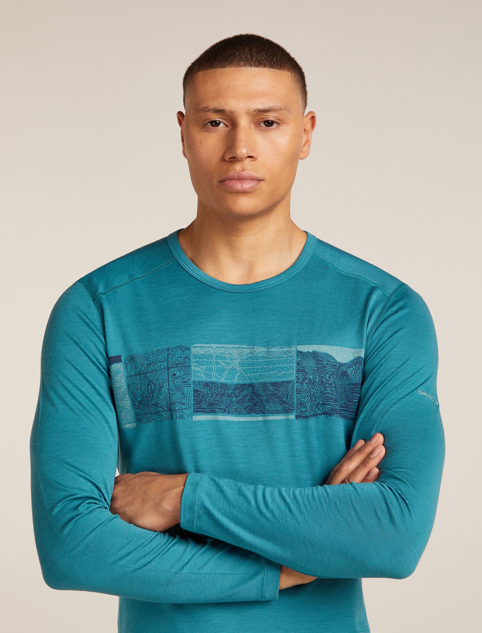 Men’s Merino 200 Oasis Long Sleeve Crew Thermal Top Elevation Line - Image 6