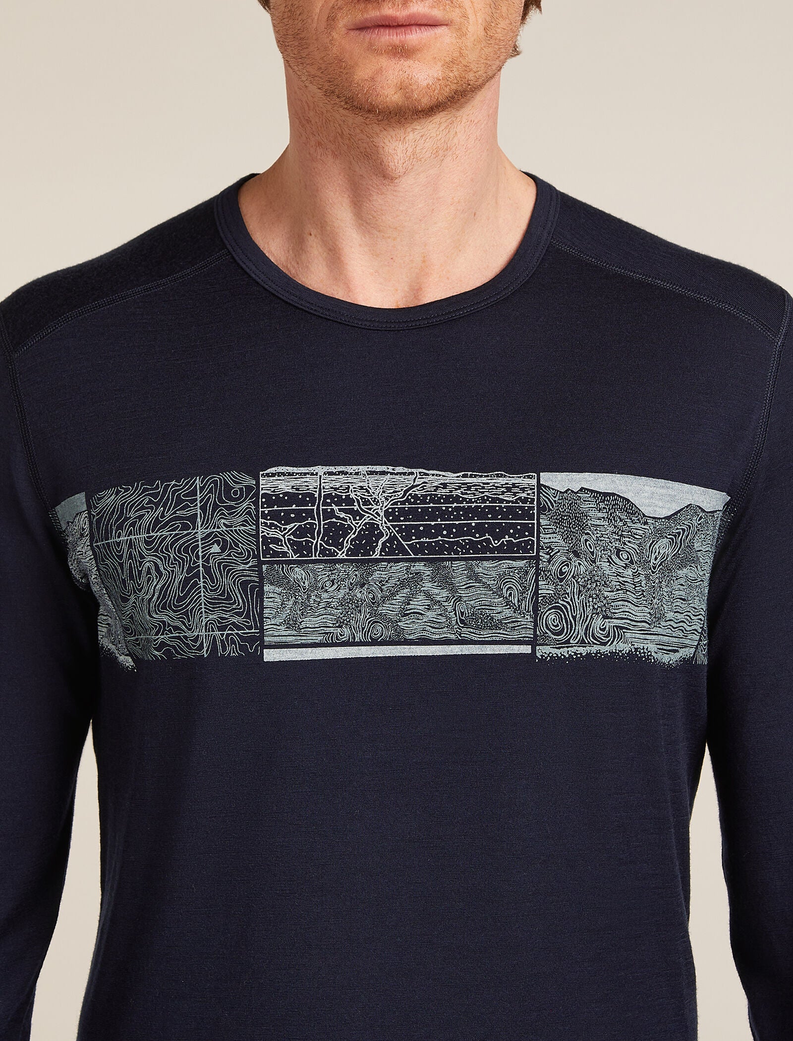 Men’s Merino 200 Oasis Long Sleeve Crew Thermal Top Elevation Line - Image 5