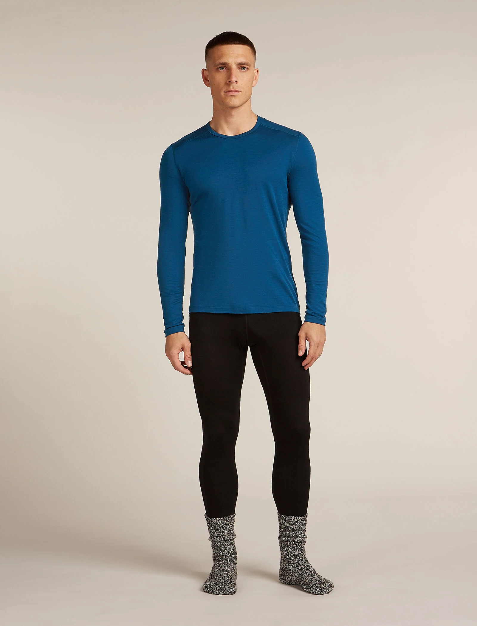 Men’s Merino 200 Oasis Long Sleeve Crew Thermal Top - Image 6