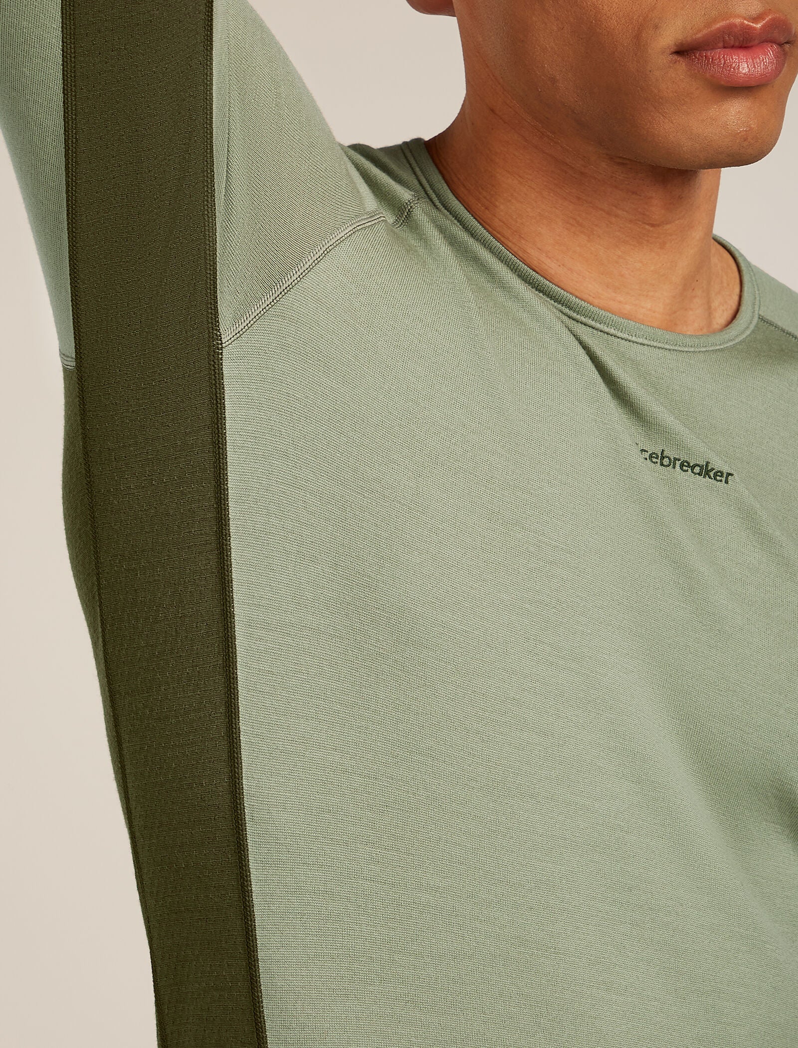 Men’s Merino 260 ZoneKnit™ long sleeve Crewe - Image 7