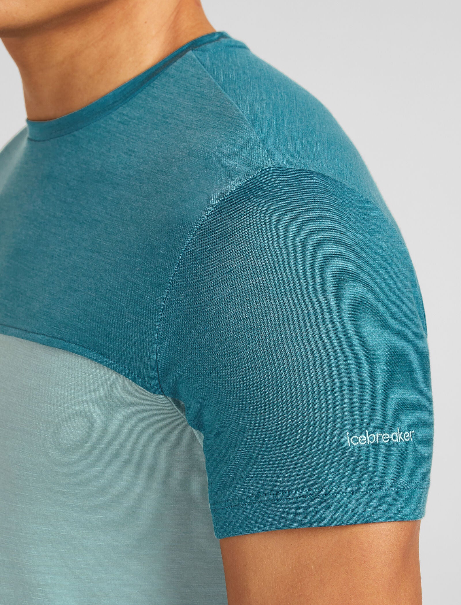 Men’s Merino Blend 125 Cool-Lite™ Sphere Short Sleeve T-Shirt Colour Block - Image 6