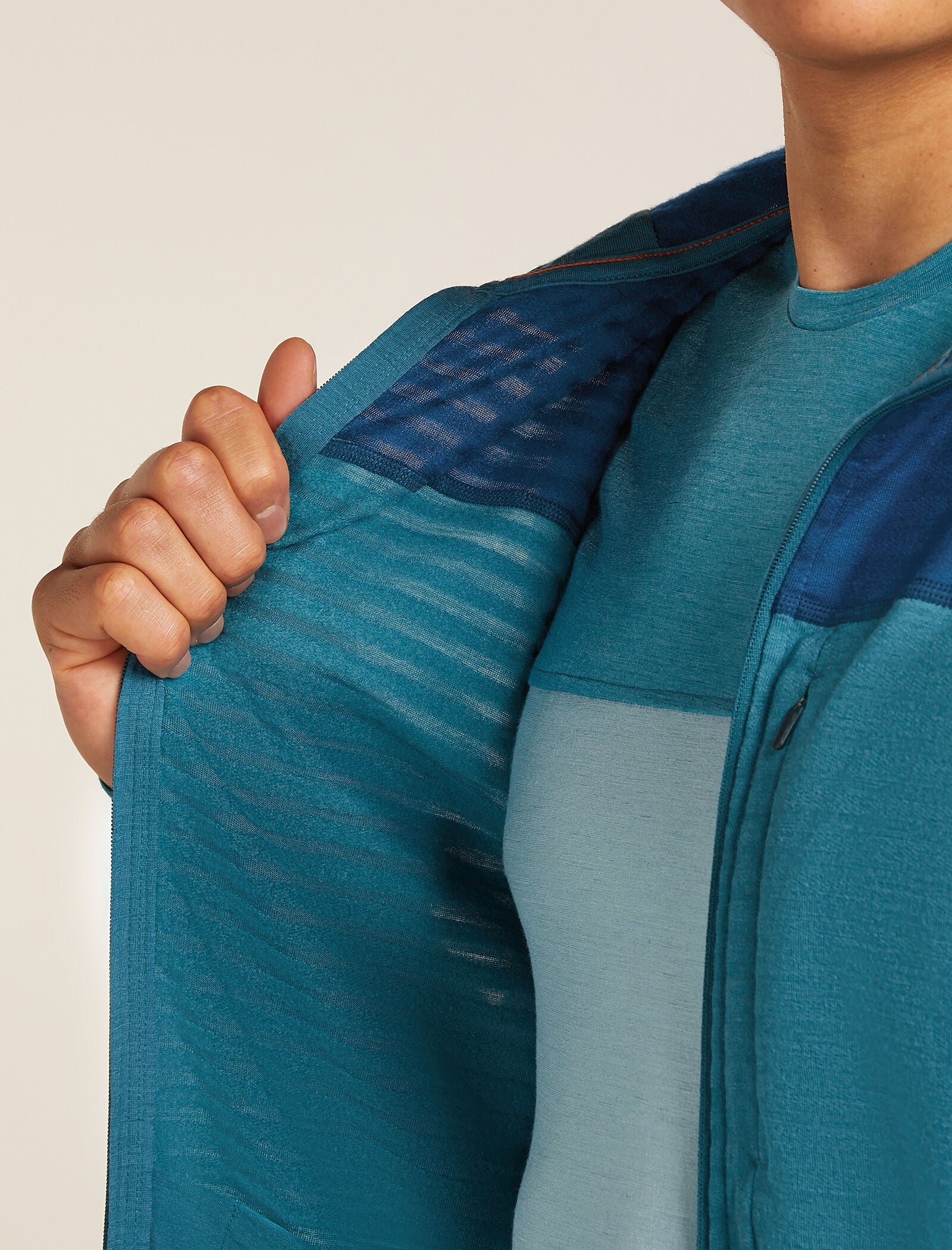 Men’s Merino Blend 300 RealFleece™ Descender Long Sleeve Zip Hoodie - Image 10