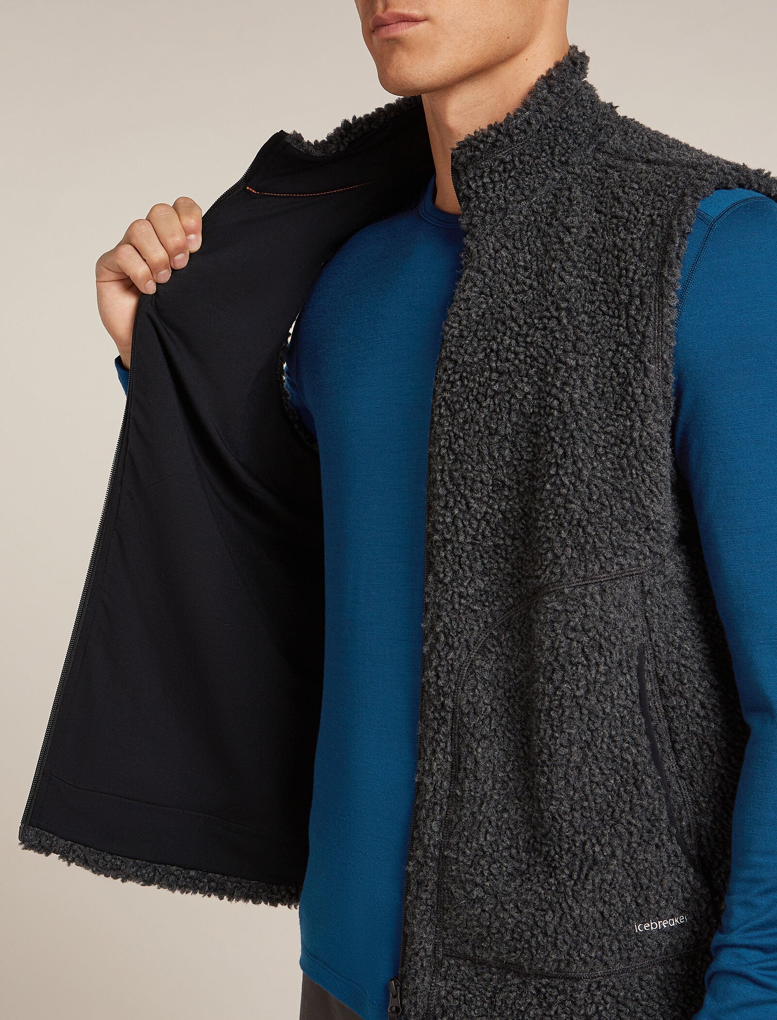 Men’s Merino Blend 960 RealFleece™ High Pile Vest - Image 8