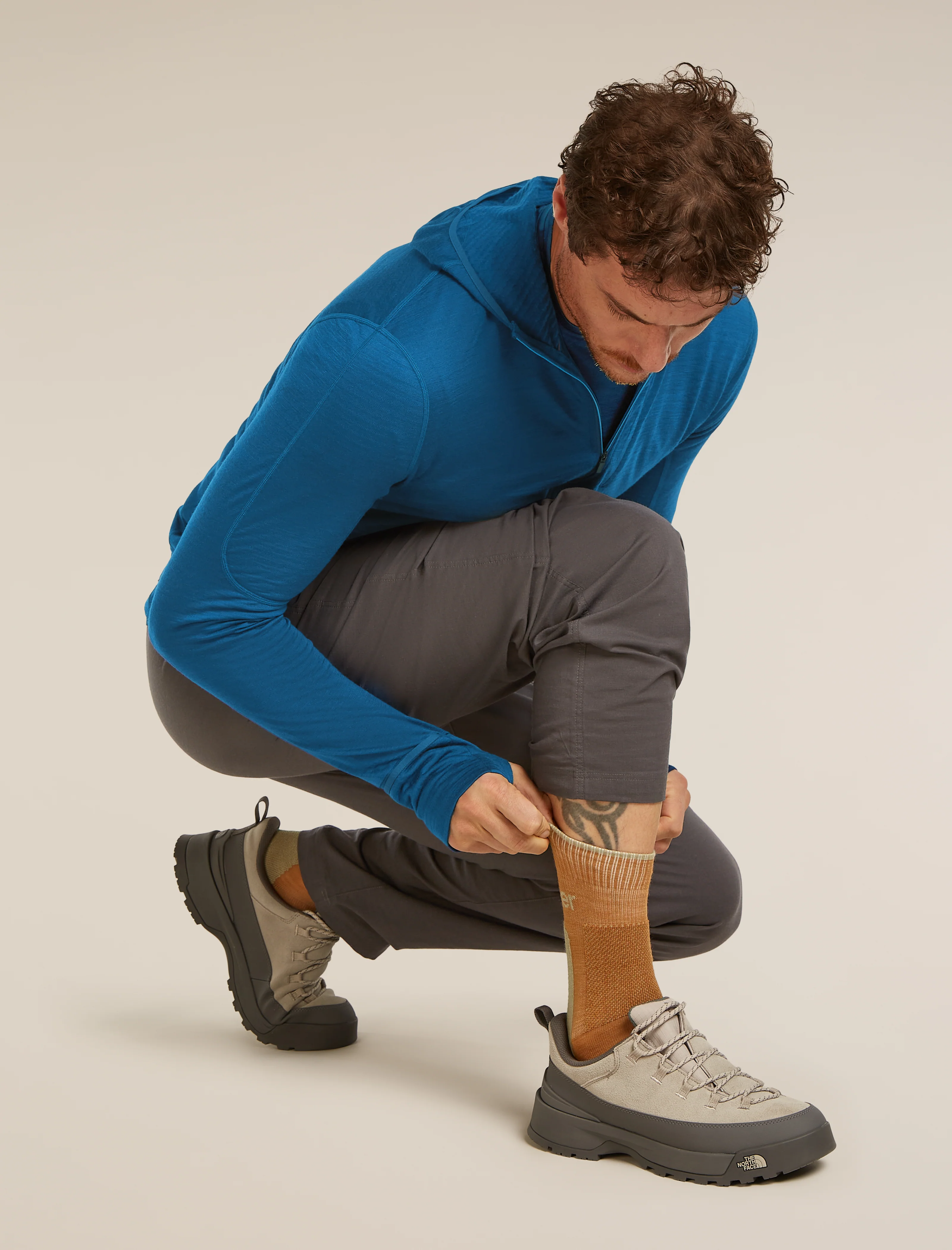Men’s Merino Hike+ Medium Crew - Image 6