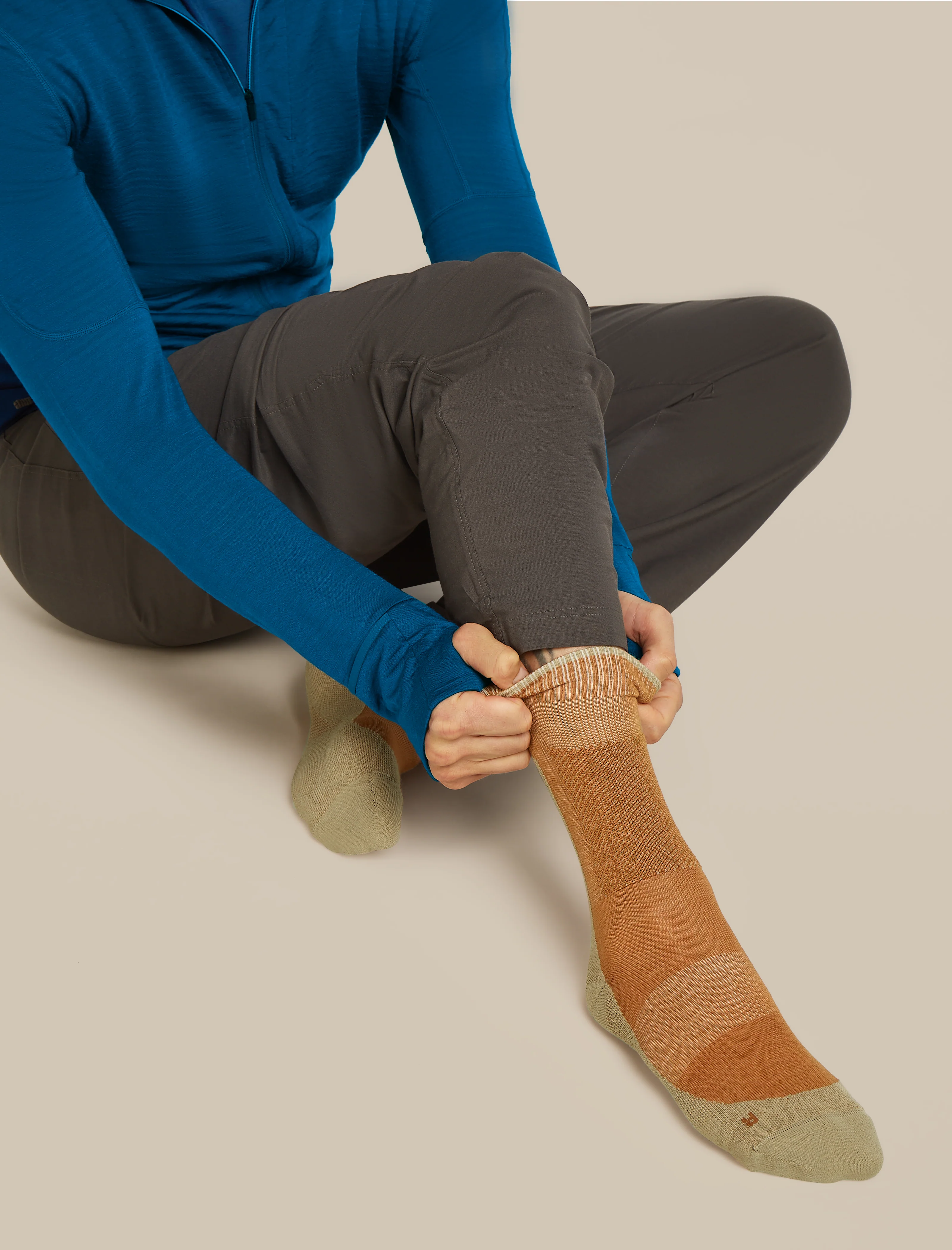 Men’s Merino Hike+ Medium Crew - Image 7