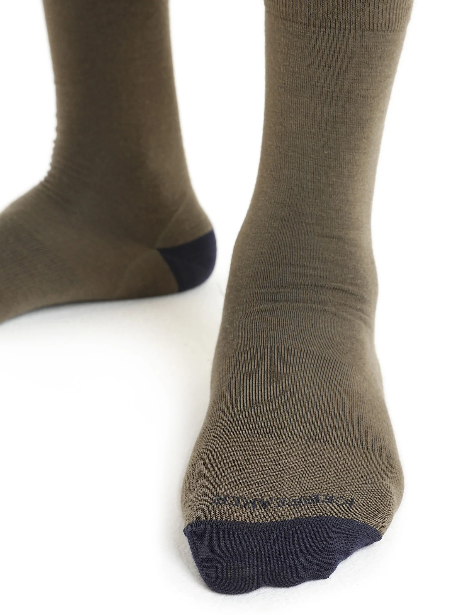 Men’s Merino Lifestyle Fine Gauge Crew Socks - Image 3