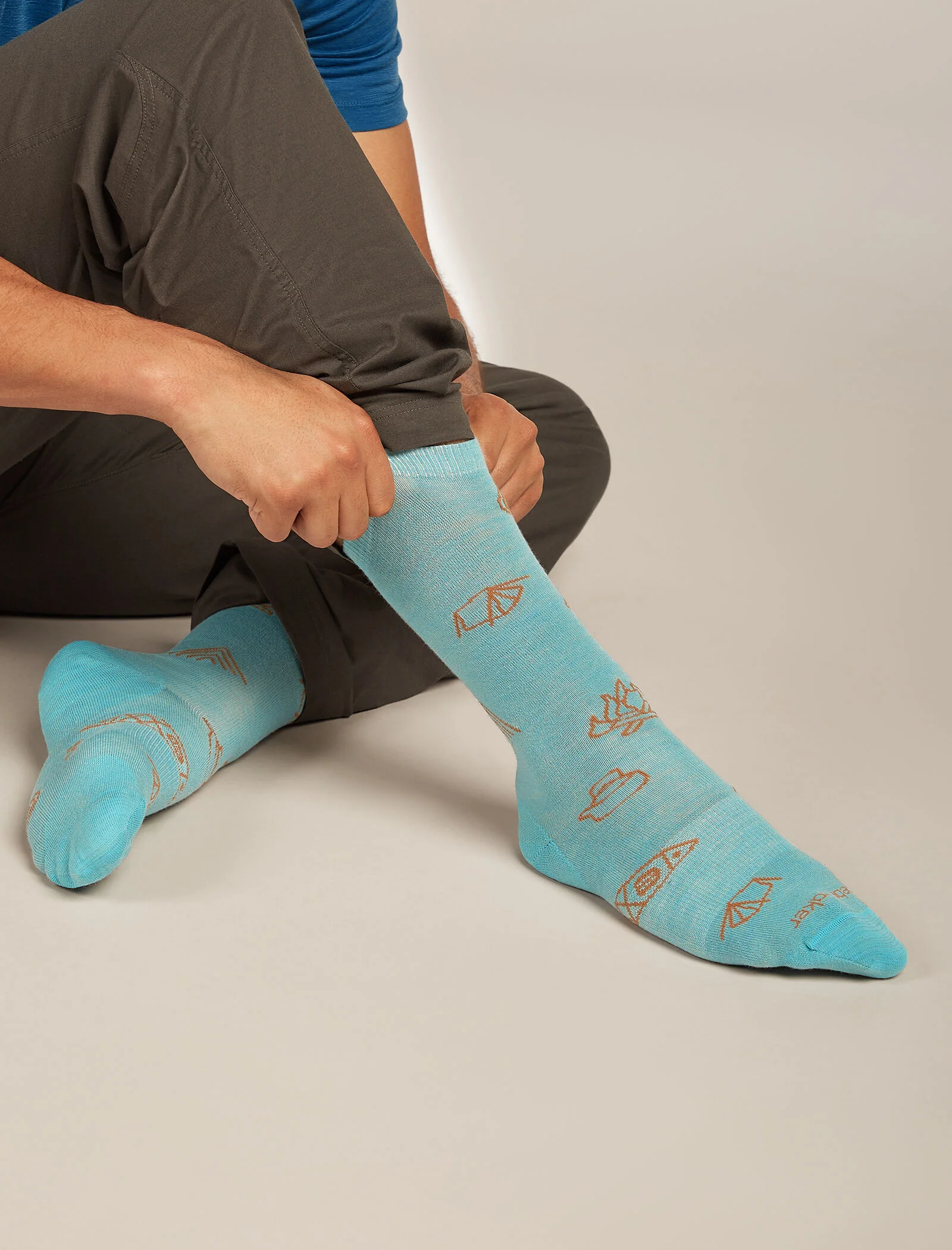 Men’s Merino Lifestyle Ultralight Crew Socks Camp Essentials - Image 2