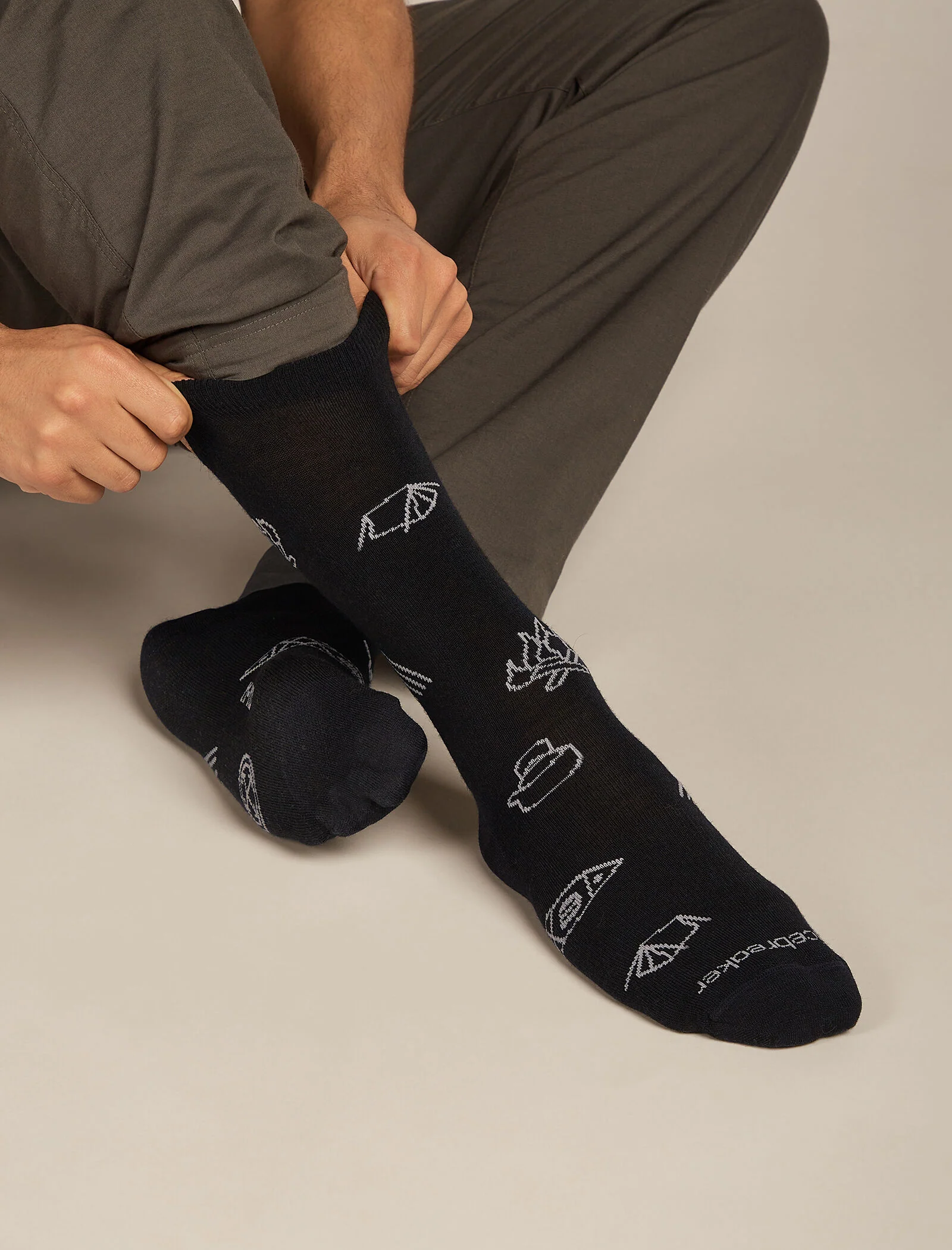 Men’s Merino Lifestyle Ultralight Crew Socks Camp Essentials - Image 2
