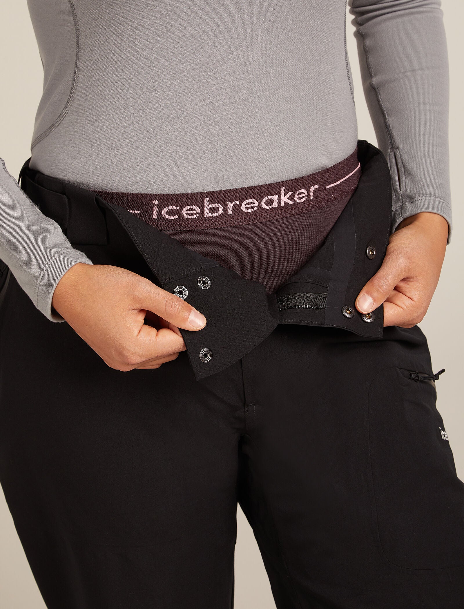 Women’s 300 MerinoFine™ Polar Thermal Leggings - Image 4