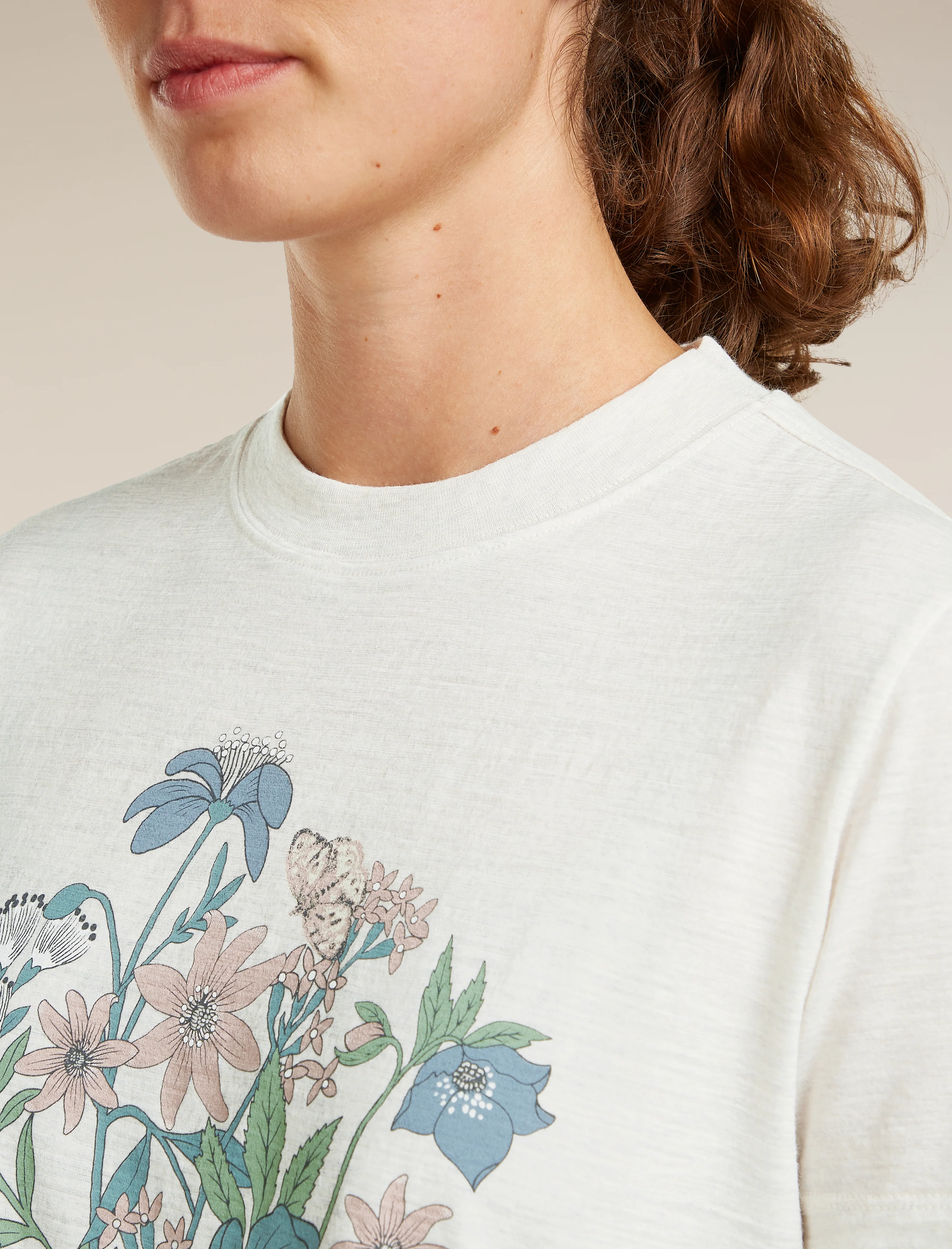 Women’s Merino 150 Tech Lite Short Sleeve Crop T-Shirt NZ Flora - Image 9