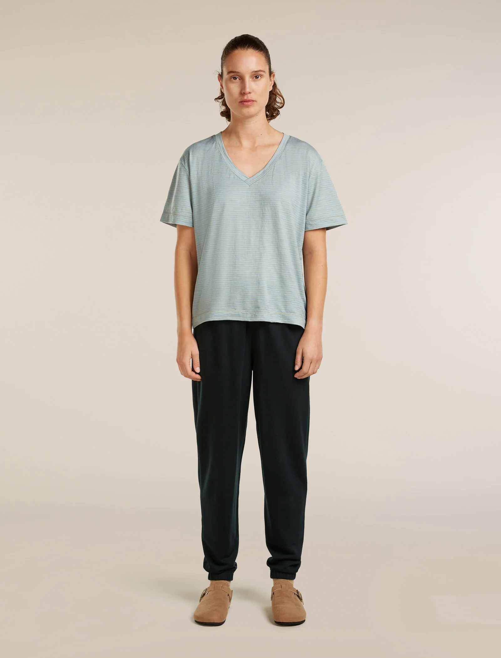 Women’s Merino 150 Tech Lite Short Sleeve Relaxed V Neck T-Shirt - Image 3