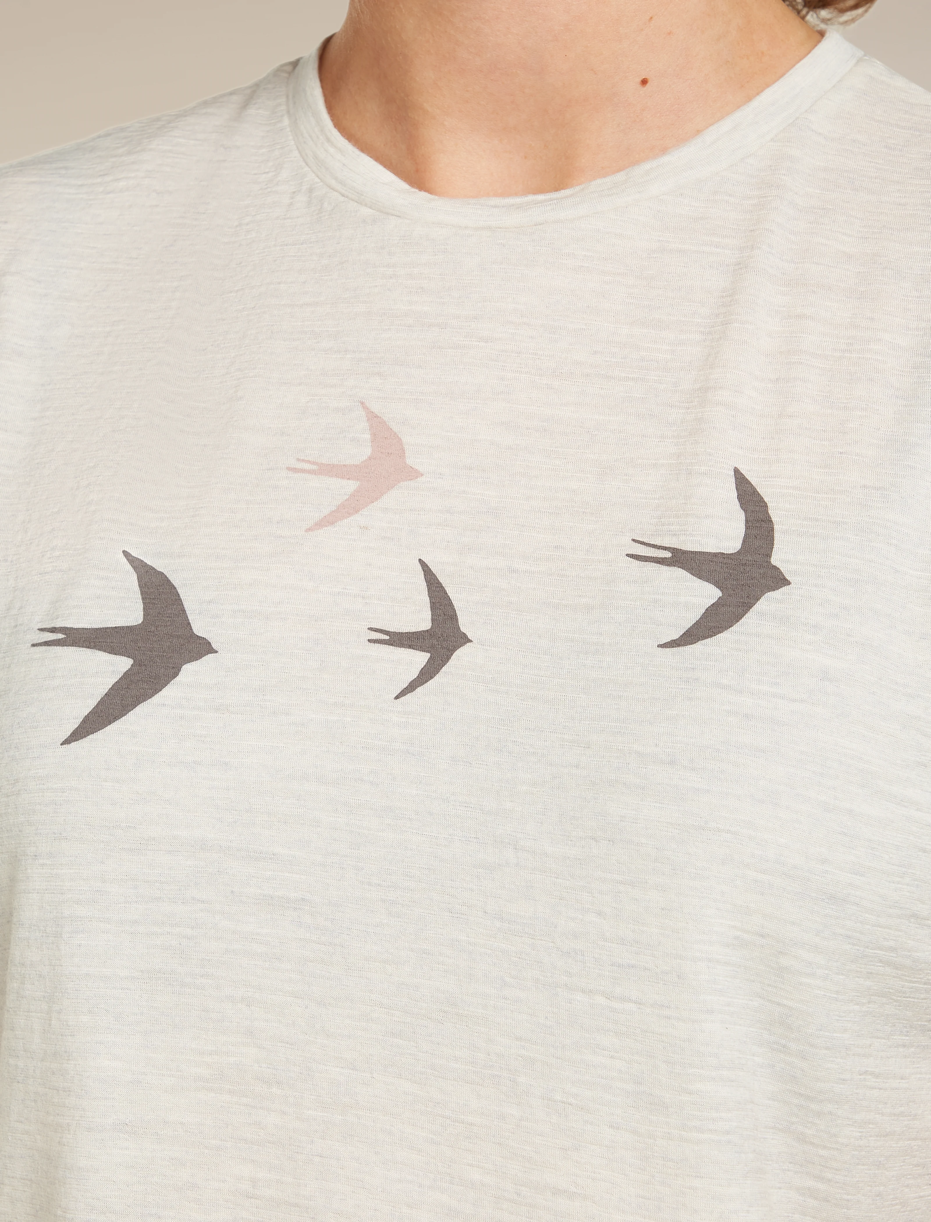 Women’s Merino 150 Tech Lite Short Sleeve T-Shirt Bird Transit - Image 8