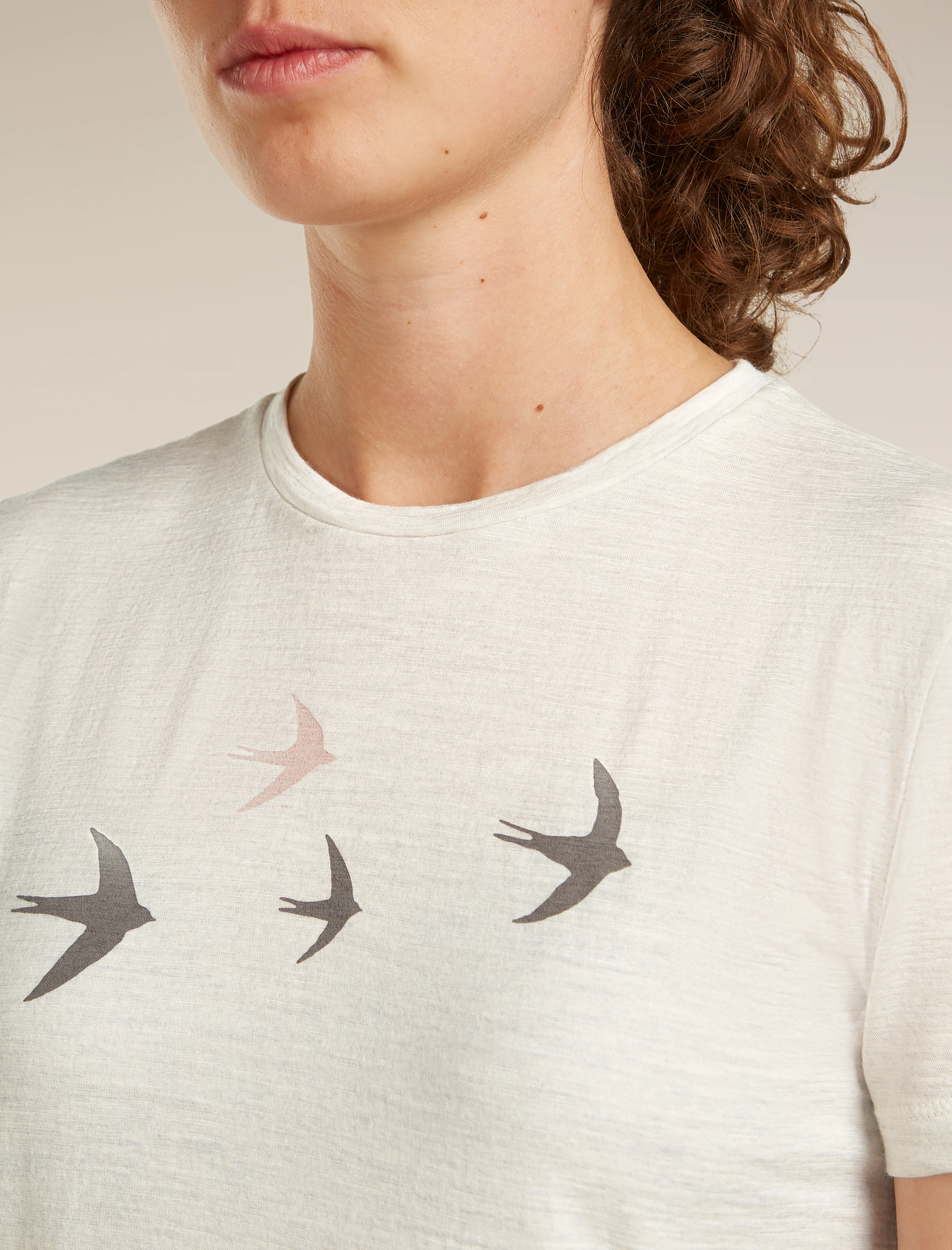 Women’s Merino 150 Tech Lite Short Sleeve T-Shirt Bird Transit - Image 9