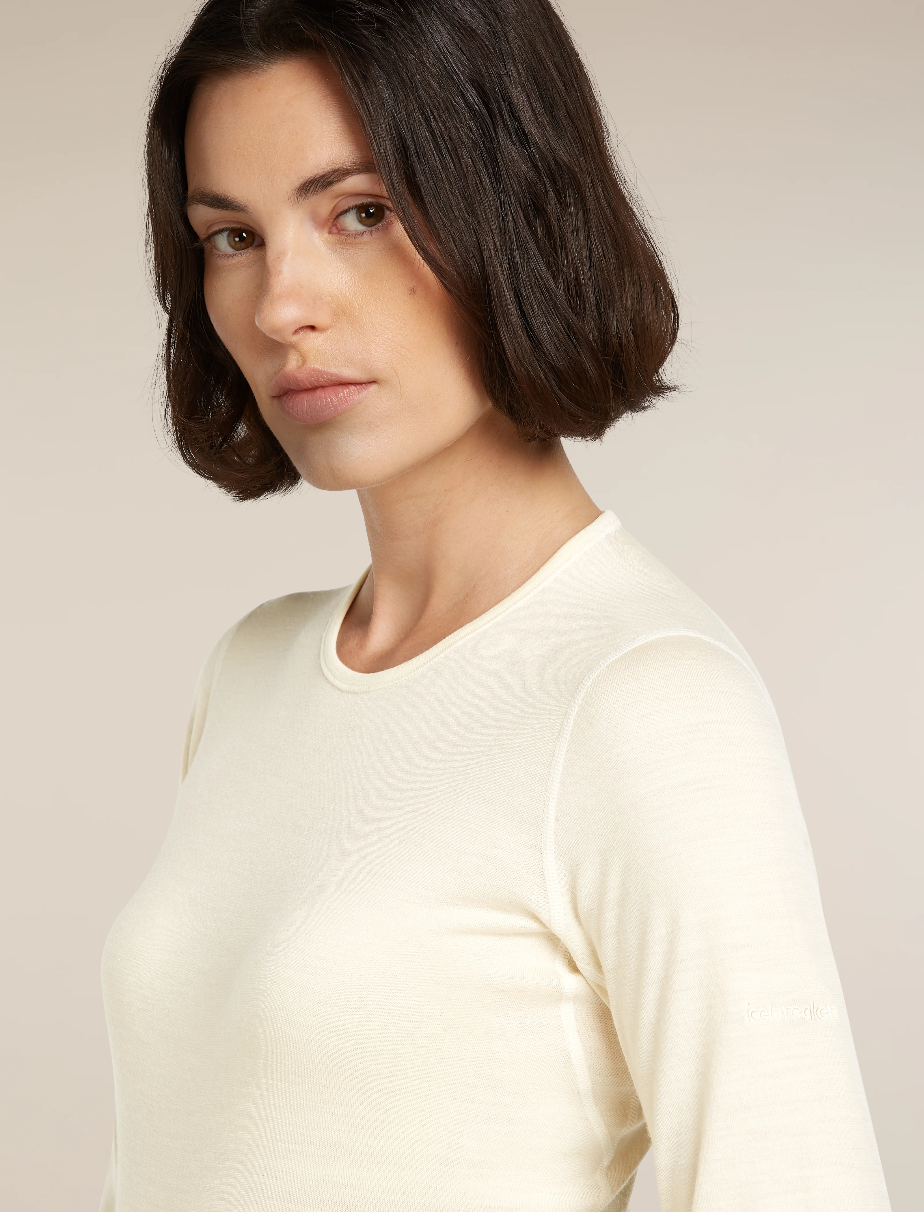 Women’s Merino 200 Oasis Long Sleeve Crew Thermal Top - Image 6