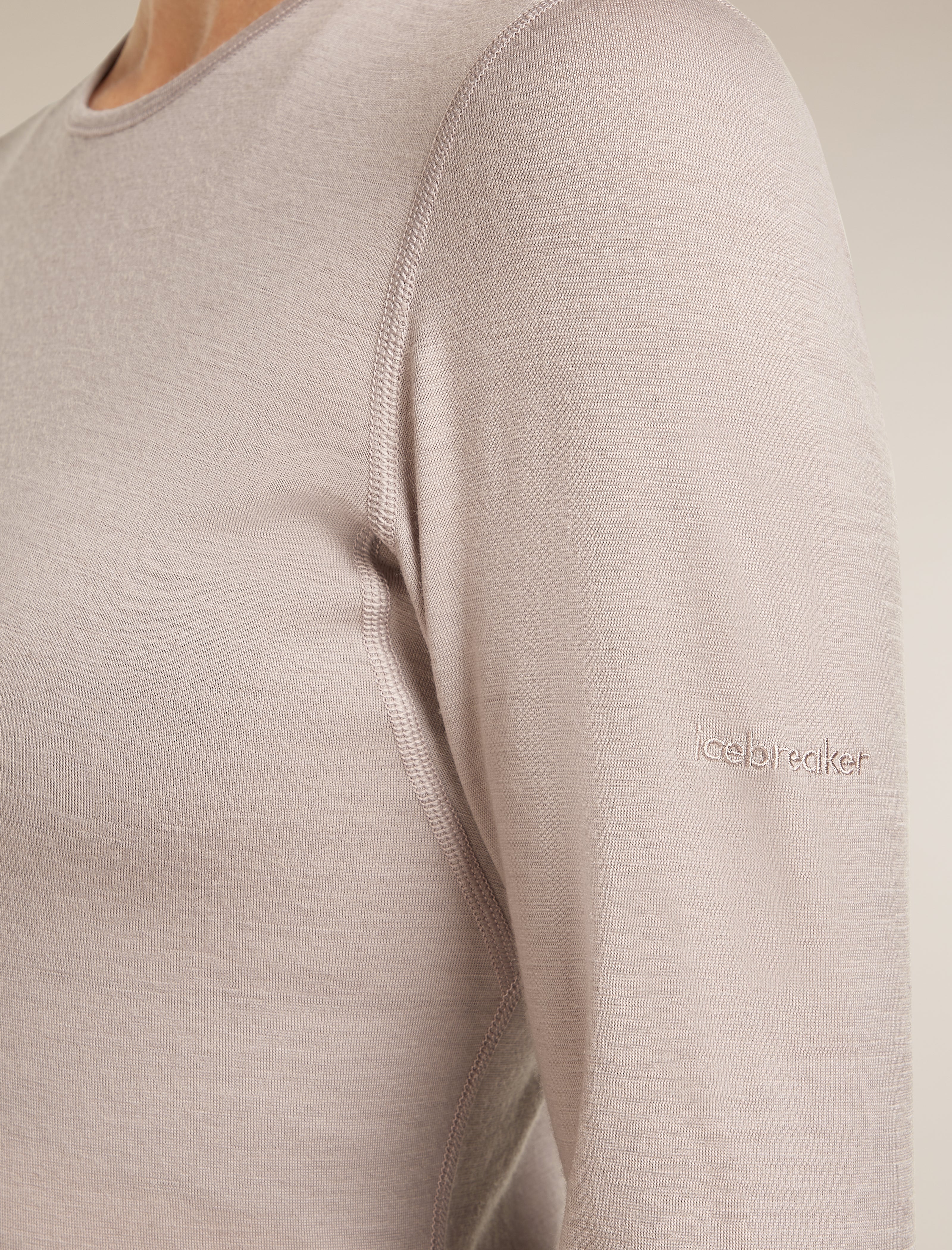 Women’s Merino 200 Oasis Long Sleeve Crewe - Image 5