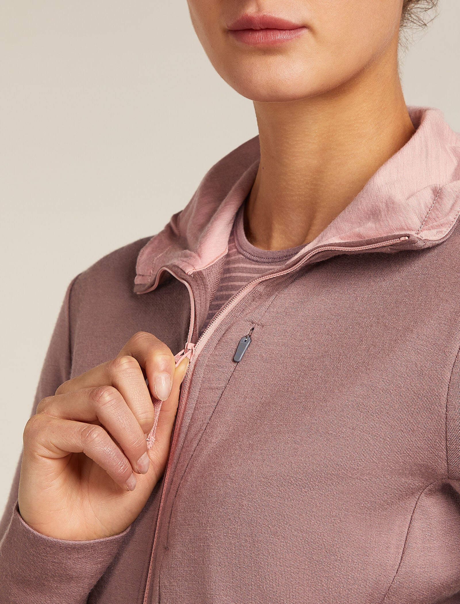Women’s Merino 260 Quantum Long Sleeve Zip Hoodie - Image 7