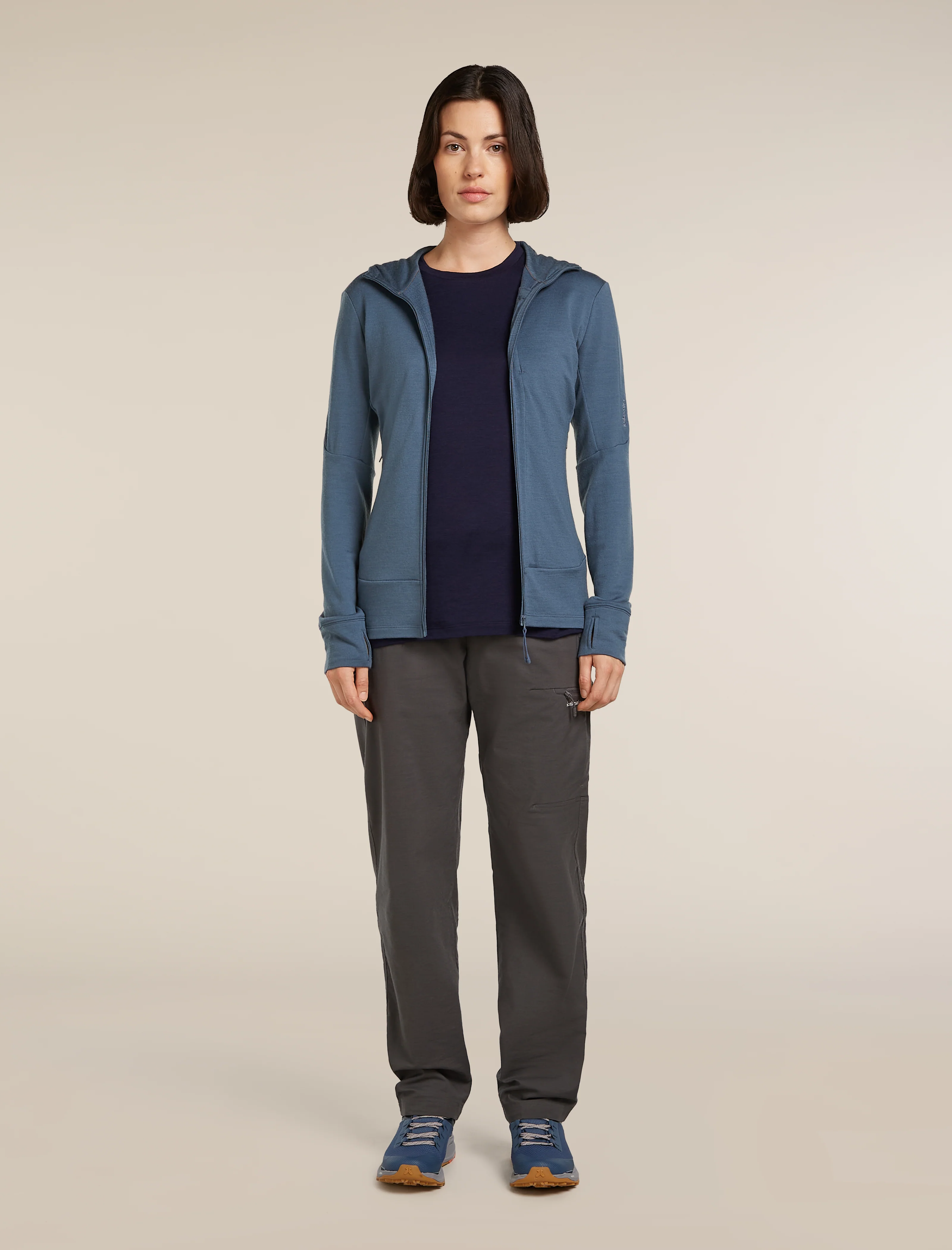 Women’s Merino 260 Quantum Long Sleeve Zip Hoodie - Image 3