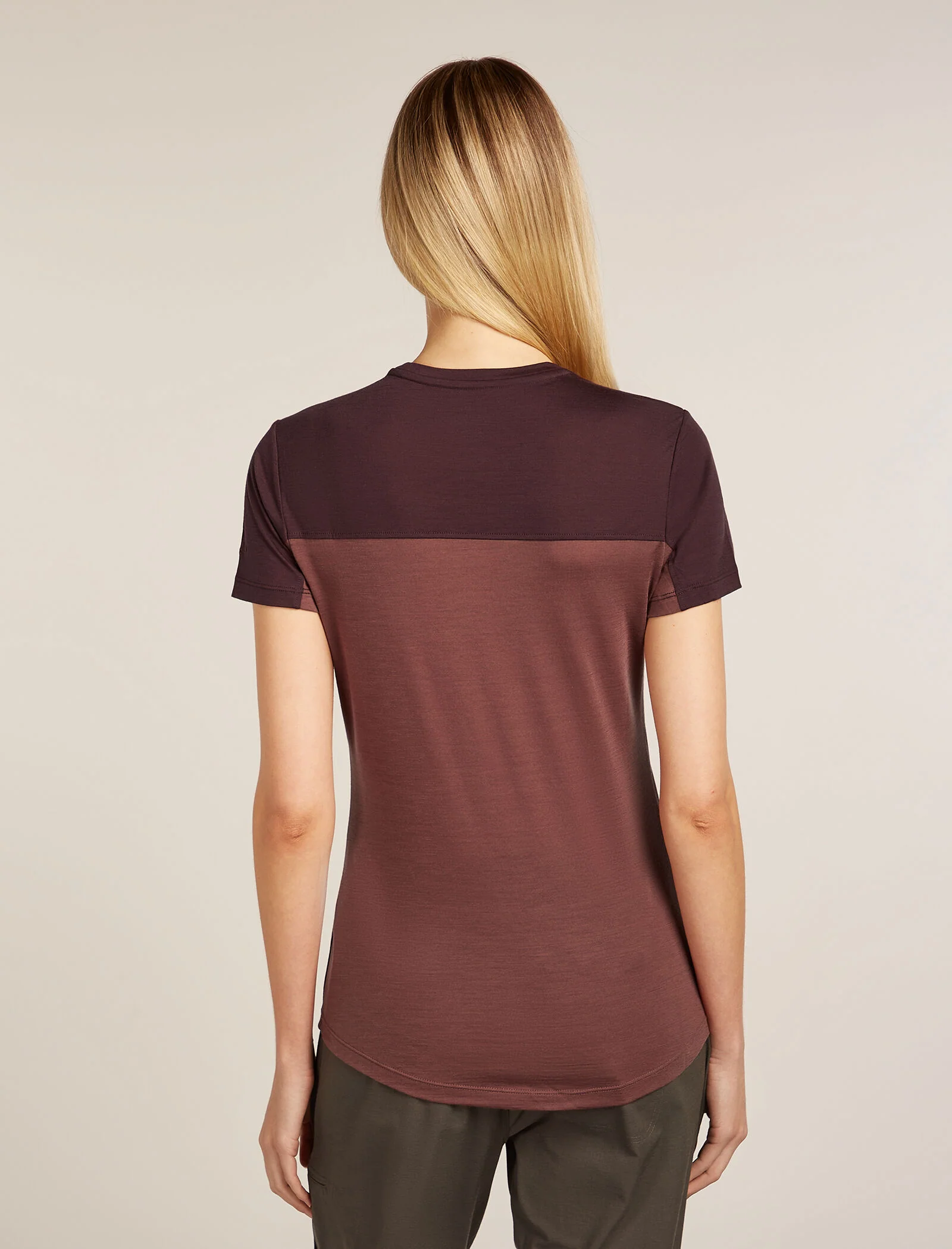 Women’s Merino Blend 125 Cool-Lite™ Sphere Short Sleeve T-Shirt Colour Block - Image 2