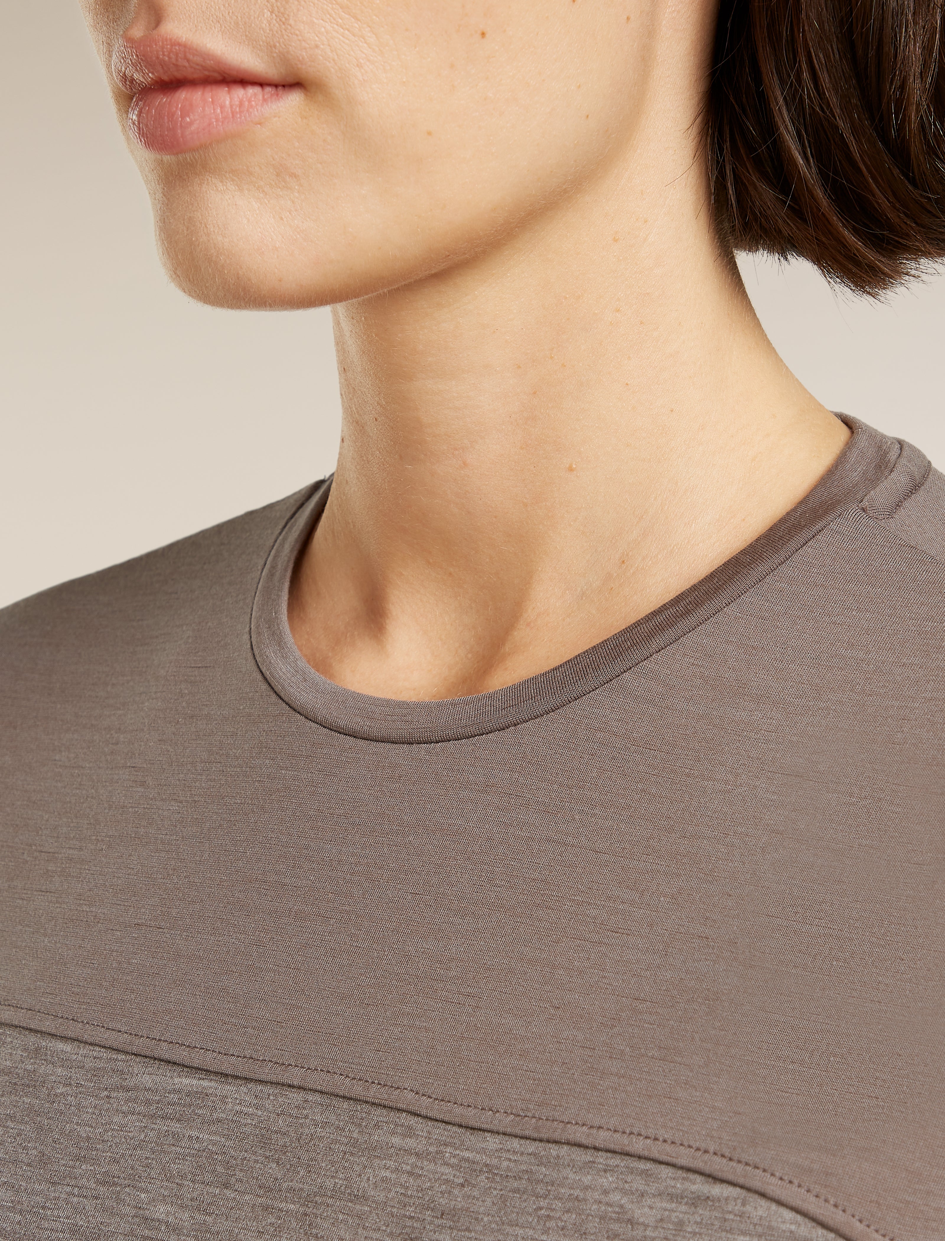 Women’s Merino Blend 125 Cool-Lite™ Sphere Short Sleeve T-Shirt Colour Block - Image 6
