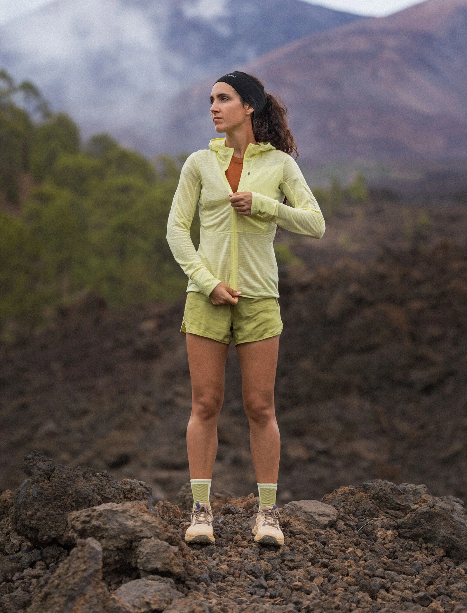 Women’s Merino Blend 200 Realfleece™ Descender Long Sleeve Zip Hoodie - Image 4