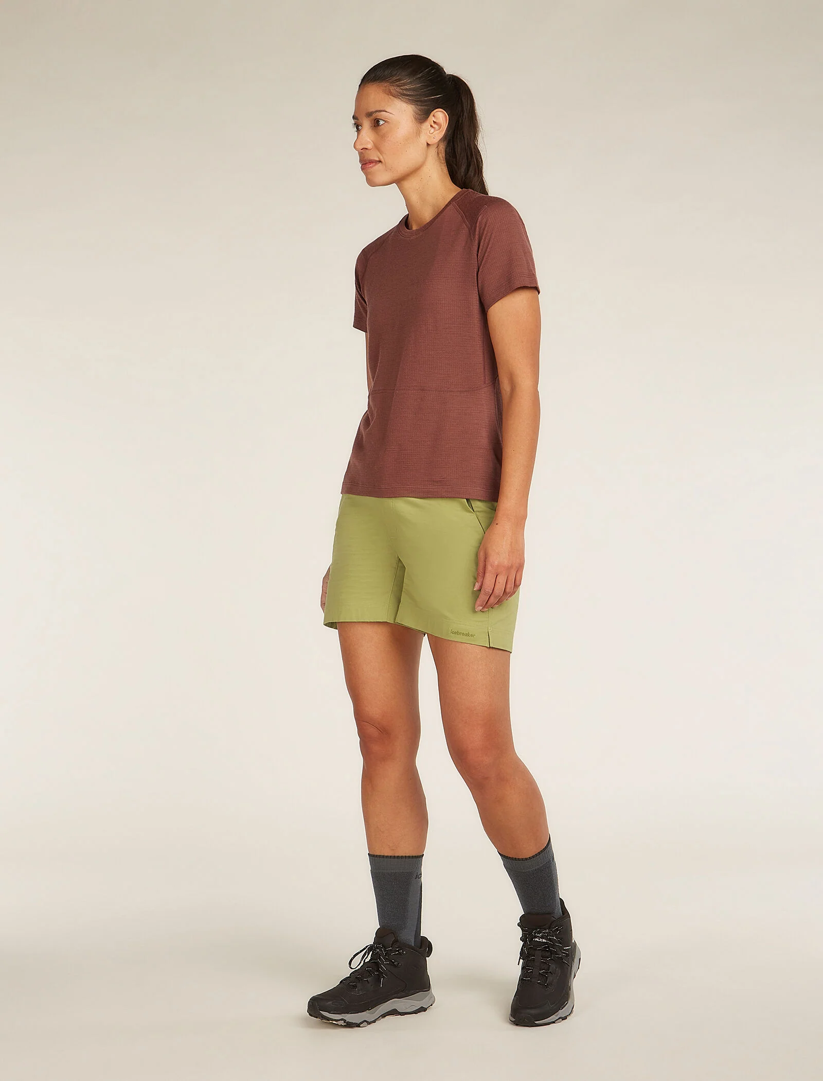 Women’s Merino Blend Elevation Stretch 5" Shorts - Image 3