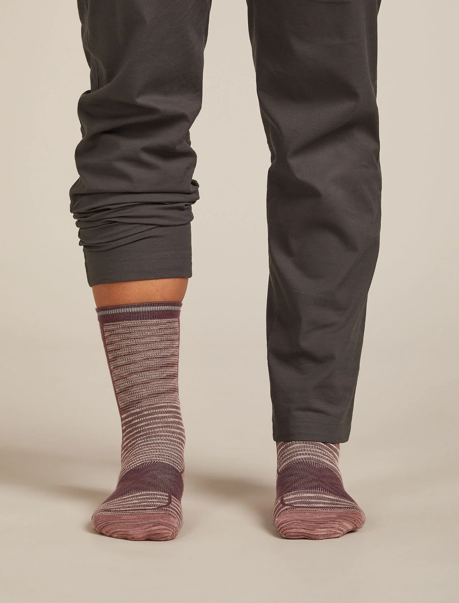Women’s Merino Blend Run+ Ultralight Crew Socks Fusion Dye - Image 3
