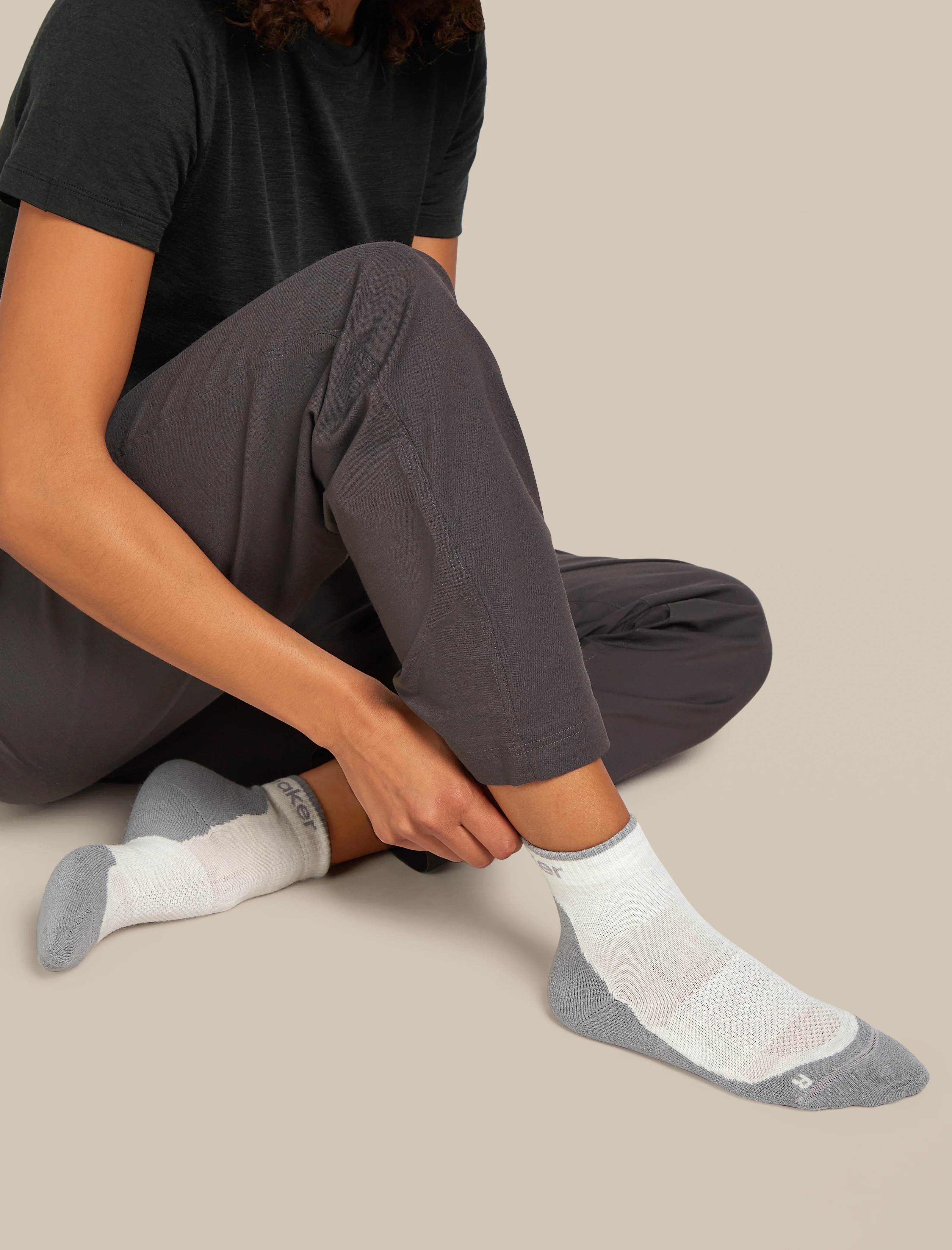 Women’s Merino Hike+ Light Mini Socks - Image 2